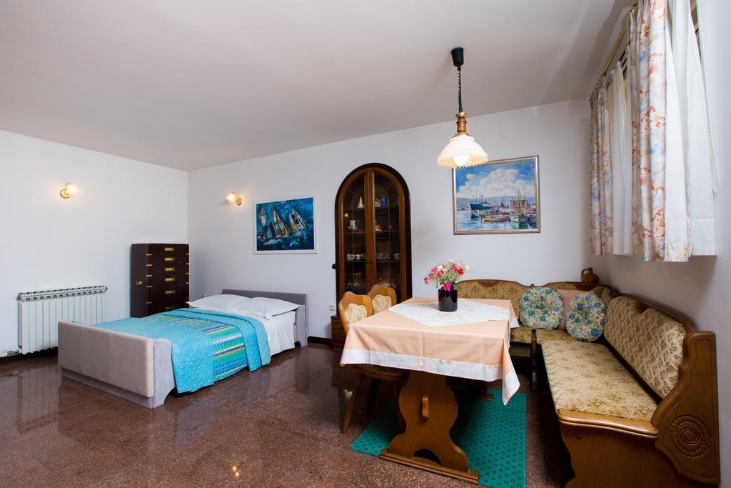 Apartment Dolores أوباتيا المظهر الخارجي الصورة